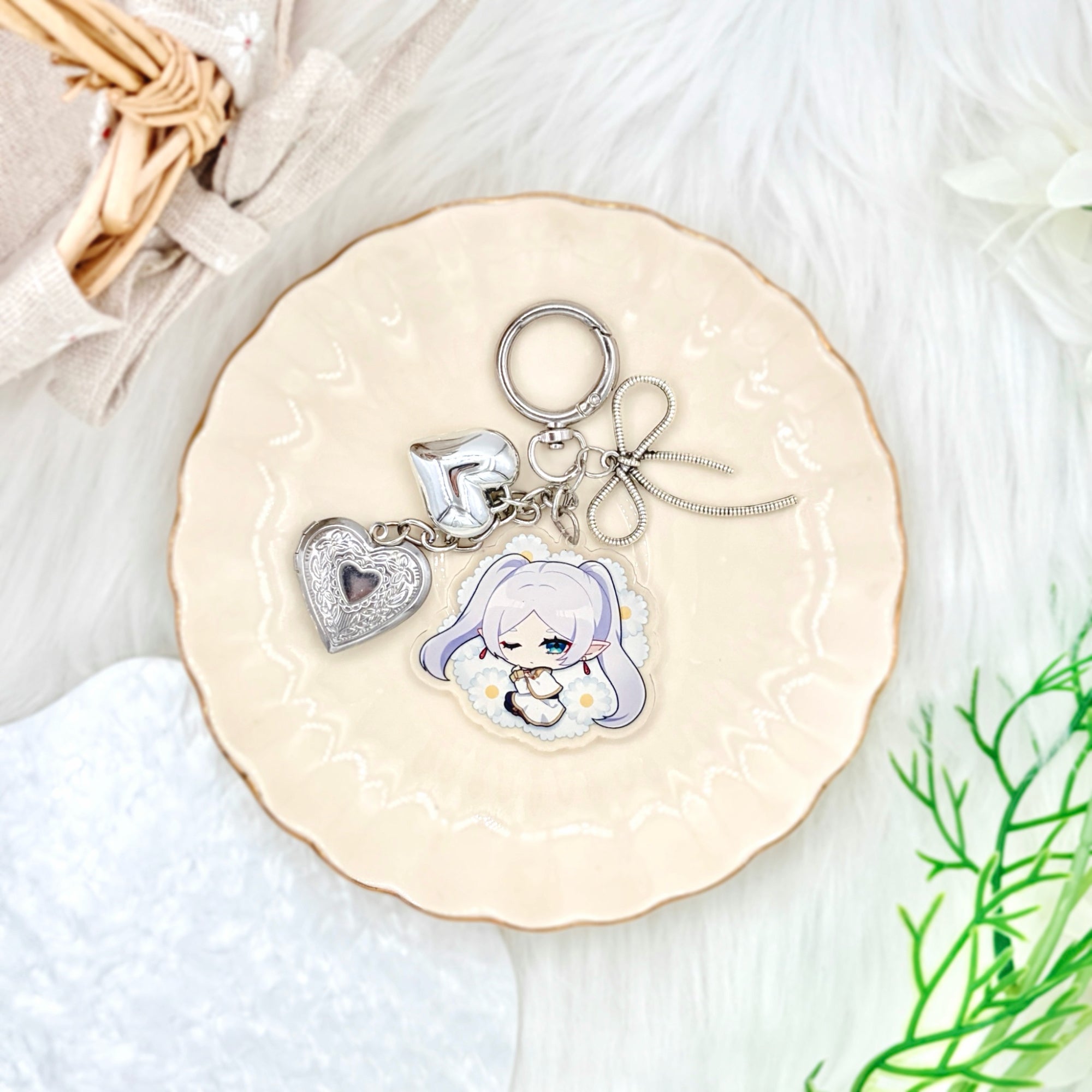 Frieren Acrylic Keychain Fanmade Hand-Drawn Anime Charm with Frieren, Himmel, Fern & Stark detail image 12