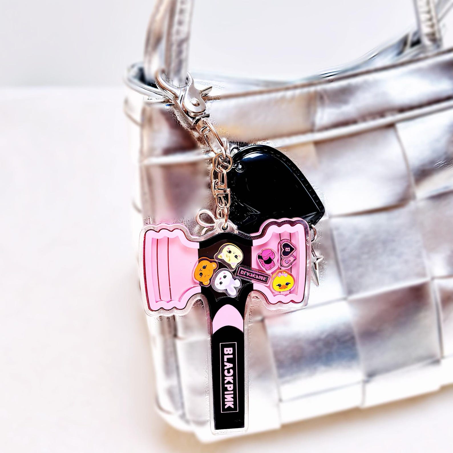 BLACKPINK Acrylic Shaker Keychain Kpop Mascot Charm Lisa Rosé Jennie Jisoo Fanmade Bag Accessory detail image 2