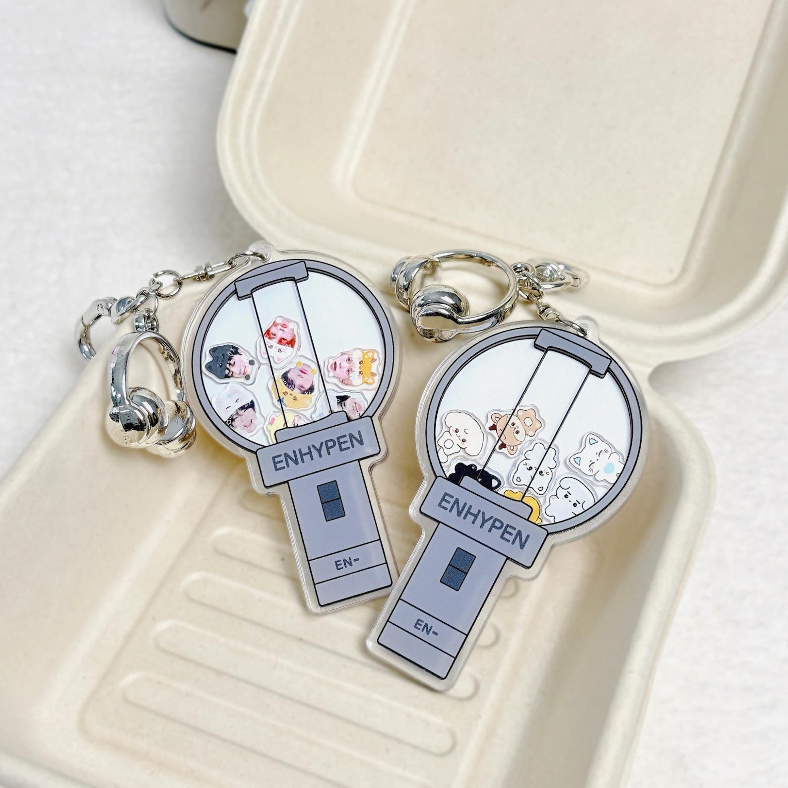 ENHYPEN Microphone Shaker Keychain Kpop Bag Charm Heeseung Jay Jake Sunghoon Sunoo Jungwon Ni-ki Fanmade Gift detail image 1