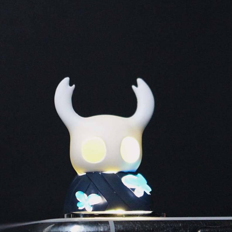 Hollow Knight Knight Resin Keycap Figurine for Mechanical Keyboard Fanmade Artisan Keycap detail image 2