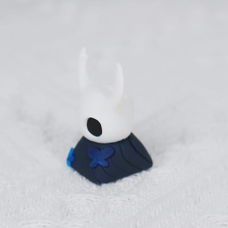 Hollow Knight Knight Resin Keycap Figurine for Mechanical Keyboard Fanmade Artisan Keycap detail image 6
