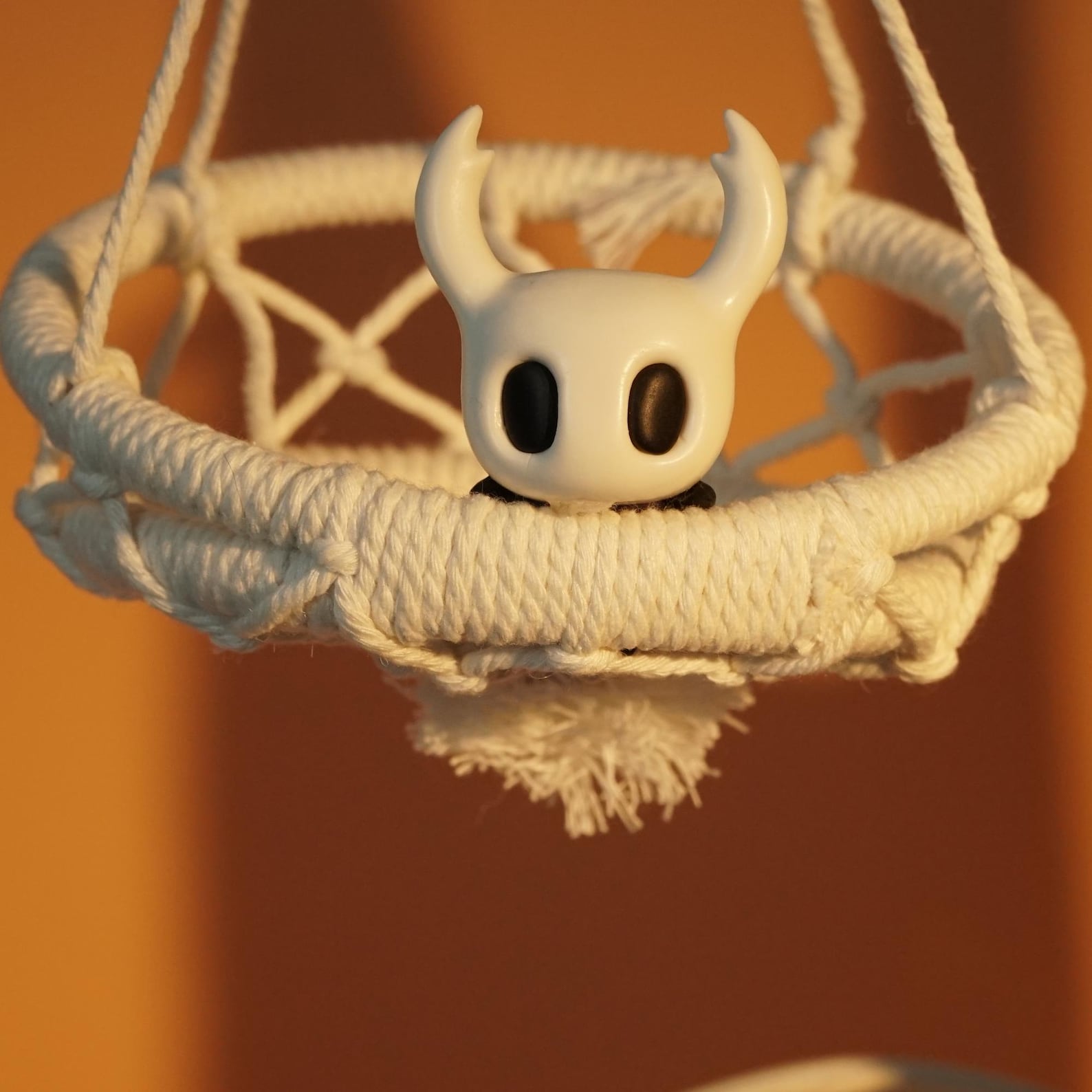 Hollow Knight Mini Desk Figure Cute Small Knight Game Desk Accessory Fanmade detail image 2