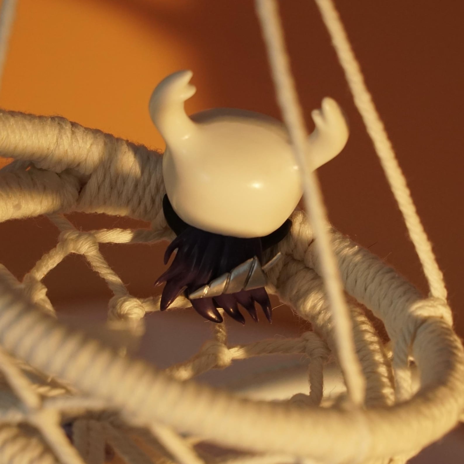Hollow Knight Mini Desk Figure Cute Small Knight Game Desk Accessory Fanmade detail image 3
