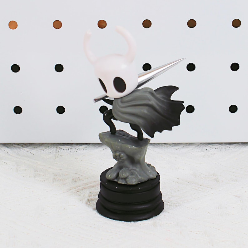 Hollow Knight Mini Ghost Figurine Desk Decor Fanmade THK Game Gift Collectible detail image 3