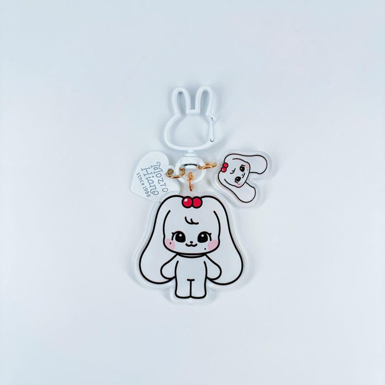 MINIVE_Acrylic_Keychains_Fan-made_Kpop_IVE_Mascot_Charms_Gift_Ideas_For_DIVE-2