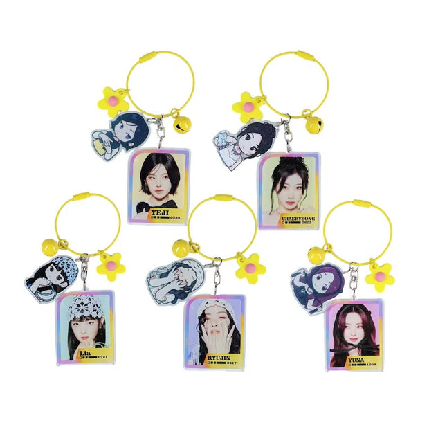 K-pop-ITZY-Acrylic-Keychains-Yeji-Lia-Ryujin-Chaeryeong-Yuna-Double-Sided-Charm-00001