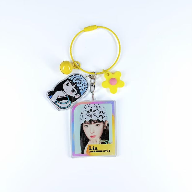 K-pop-ITZY-Acrylic-Keychains-Yeji-Lia-Ryujin-Chaeryeong-Yuna-Double-Sided-Charm-00004