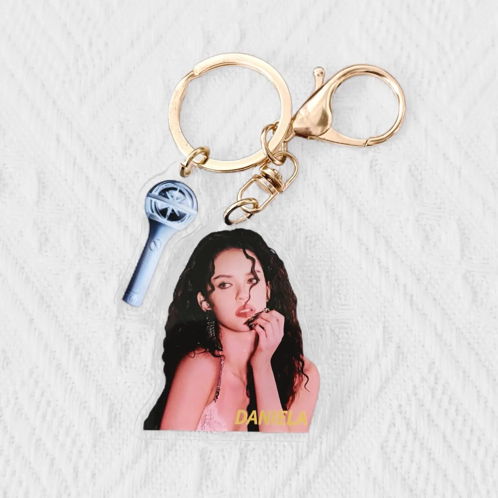 KATSEYE Acrylic Keychain Set Fanmade Kpop Bag Charms for EYEKONS detail image 4