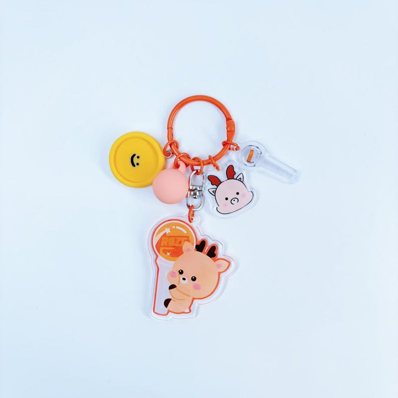 LITTLE_RIIZE_Mascots_with_Mini_Mic_&_Macaron_Charms_Keychain_Set-2