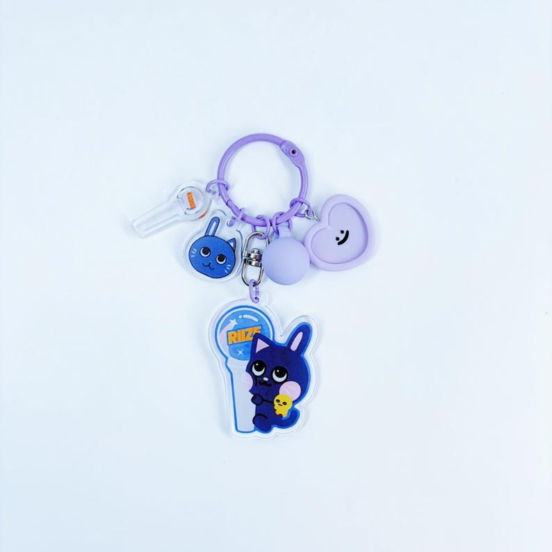 LITTLE_RIIZE_Mascots_with_Mini_Mic_&_Macaron_Charms_Keychain_Set-3