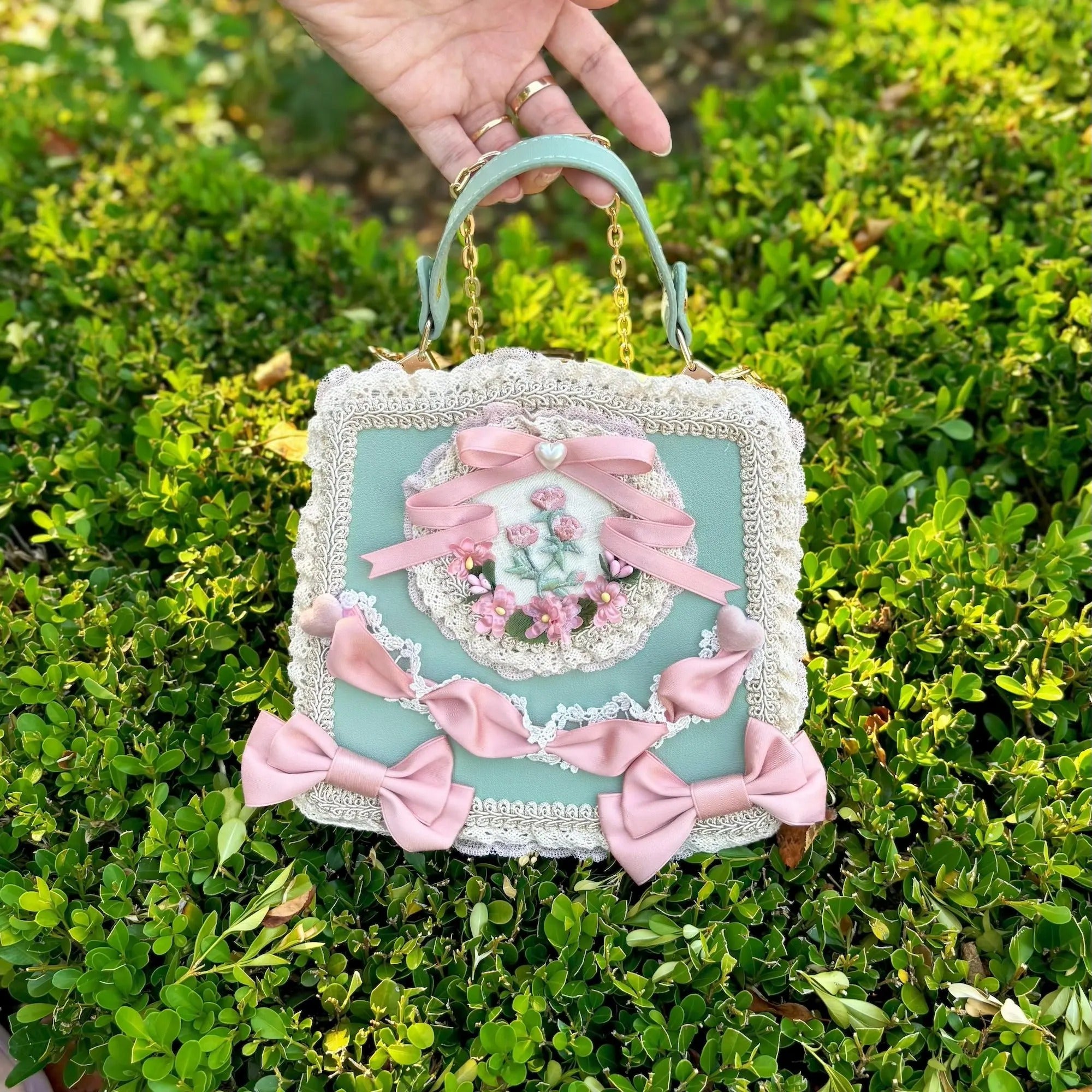 Lolita Floral Lace Handbag Elegant Crossbody & Top Handle Purse Detachable Chain Romantic Lolita Bag Vintage Lace Shoulder Bag Gift detail image 2