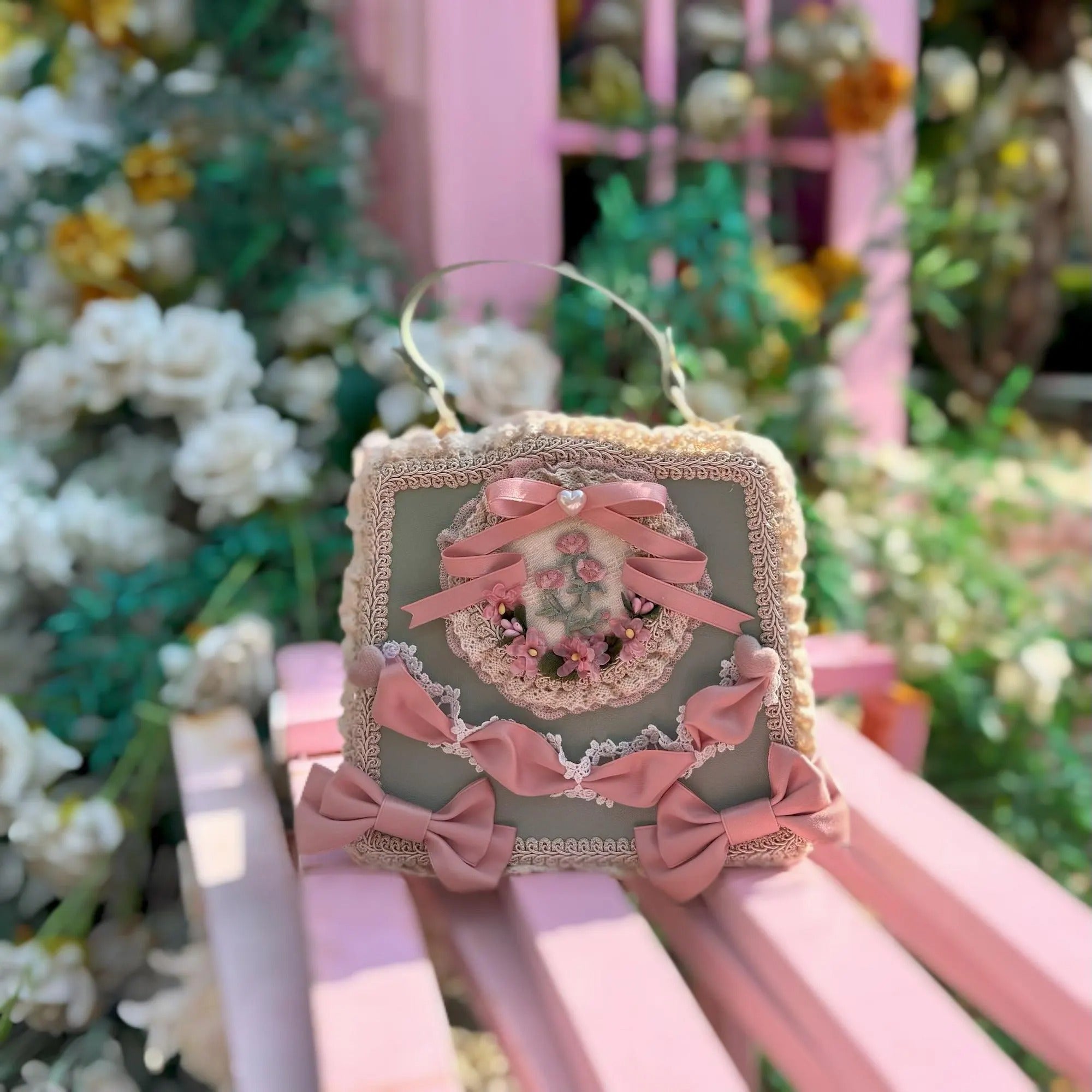 Lolita Floral Lace Handbag Elegant Crossbody & Top Handle Purse Detachable Chain Romantic Lolita Bag Vintage Lace Shoulder Bag Gift detail image 4