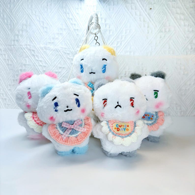 Fan-made_PLAVE_MMMM_Plush_Charms_with_Bibs_Kpop_Idol_Keychain_Set_for_Fans-3