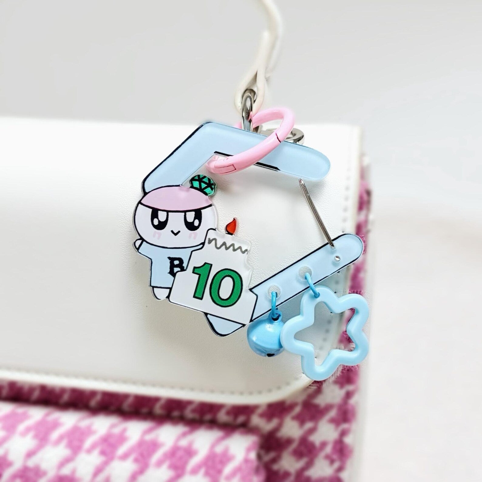 SEVENTEEN Bongbong 10th Anniversary Acrylic Carabiner House Clip Bag Charm Fanmade Pink Blue CARAT Kpop Gift detail image 3