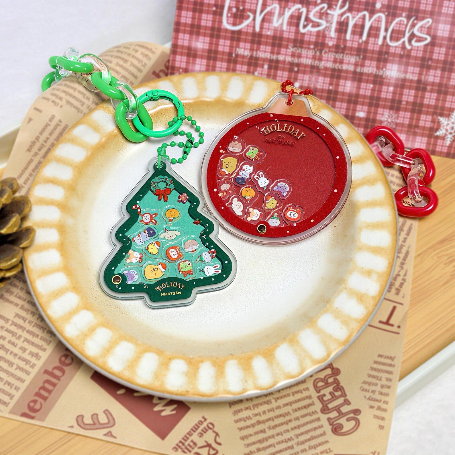 SEVENTEEN Miniteen Christmas Shaker Keychain Apple Tree Acrylic Bag Charm Set Red Green Holiday Fanmade Kpop CARAT Gift detail image 3