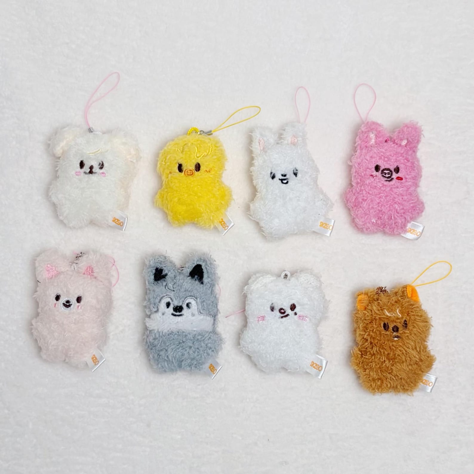 SKZOO Fluffy Plush Keychain Stray Kids Fanmade Curly Fur Mascot Bag Charm STAY Gift Wolf Chan Leebit Dwaekki Jiniret Han BbokAri PuppyM FoxI Ny detail image 1