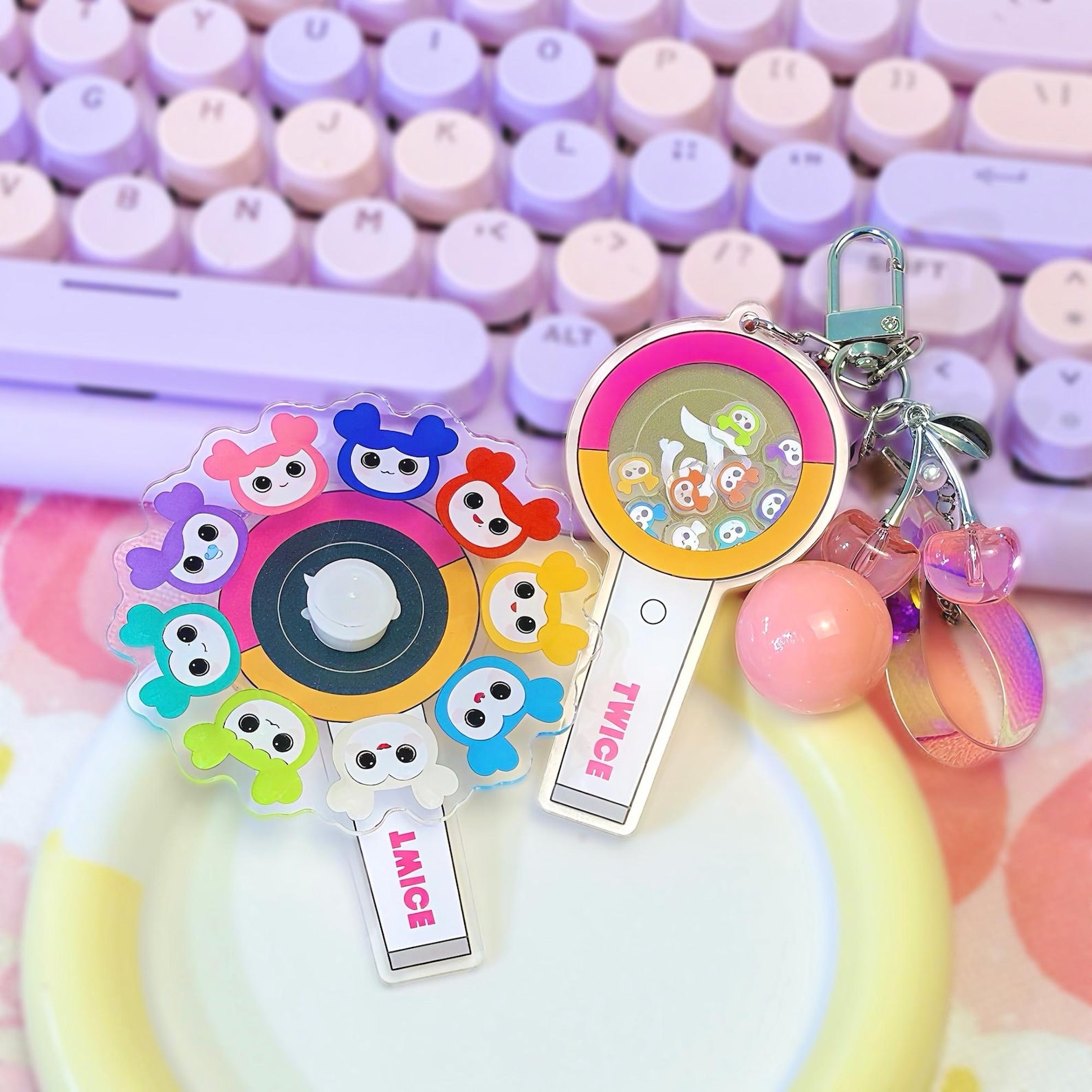 TWICE Lovely Mascot Shaker Keychain Acrylic Spinning Microphone Bag Charm Fanmade ONCE Kpop Gift detail image 2