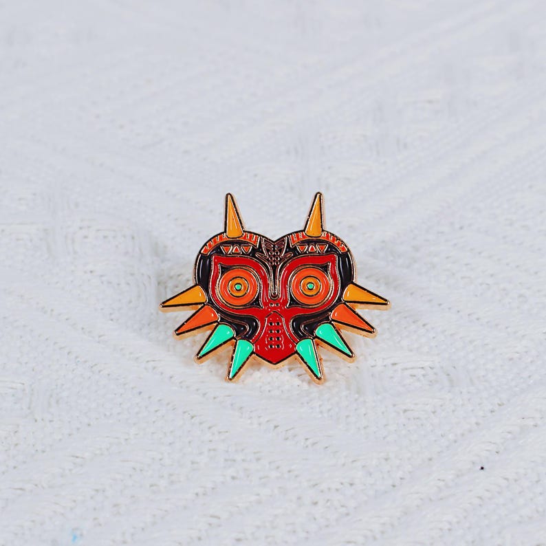 The Legend of Zelda Enamel Pin Set Master Sword Hylian Shield Majora Mask Sheikah Slate Fanmade Badge Gift detail image 3