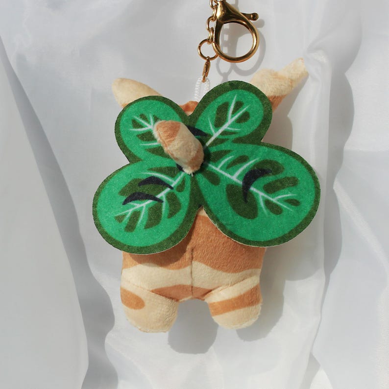 The Legend of Zelda Korok Squishy Plush Keychain YAHAHA Interchangeable Leaf Faces Handmade Fanmade Zelda Gift detail image 5