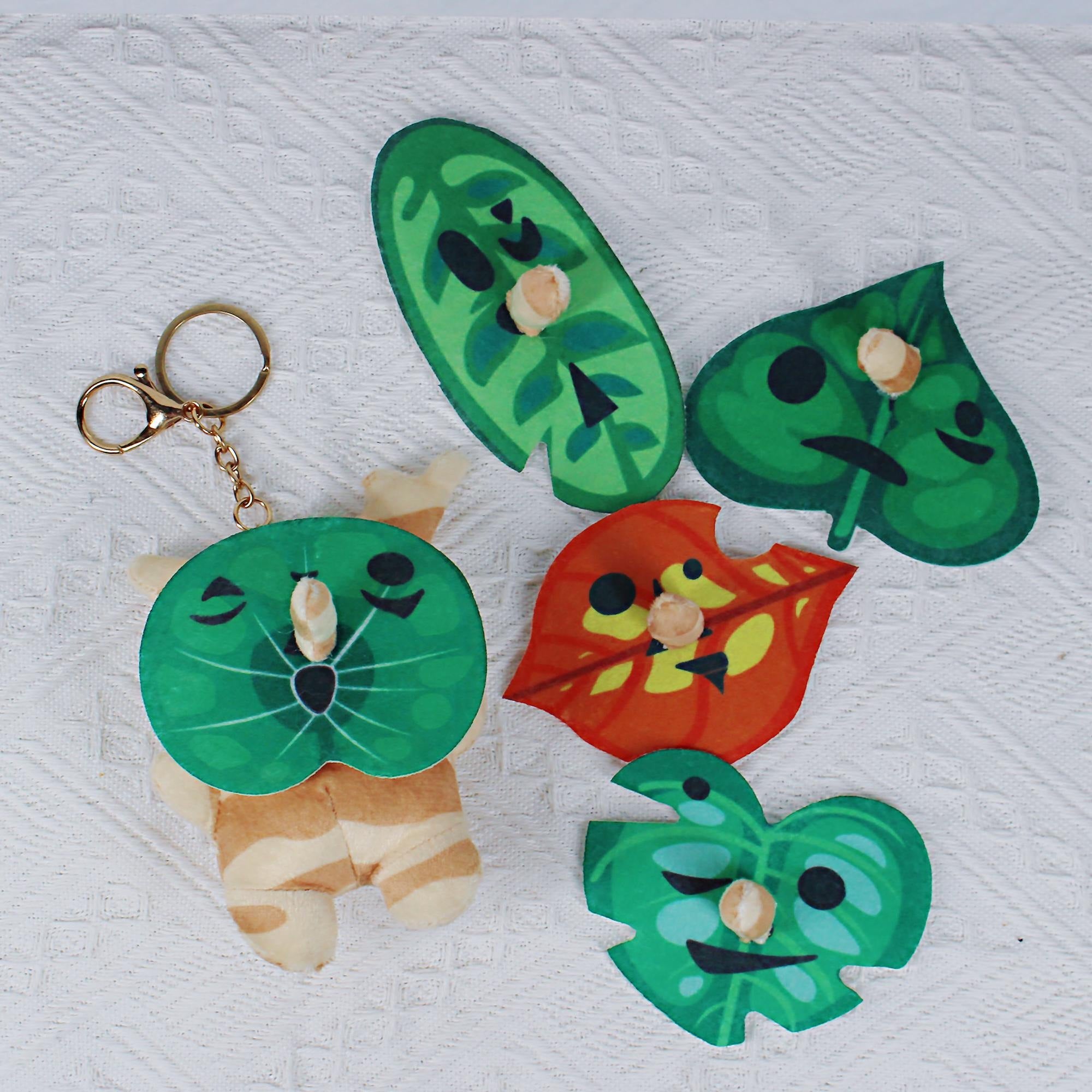 The Legend of Zelda Korok Squishy Plush Keychain YAHAHA Interchangeable Leaf Faces Handmade Fanmade Zelda Gift detail image 8